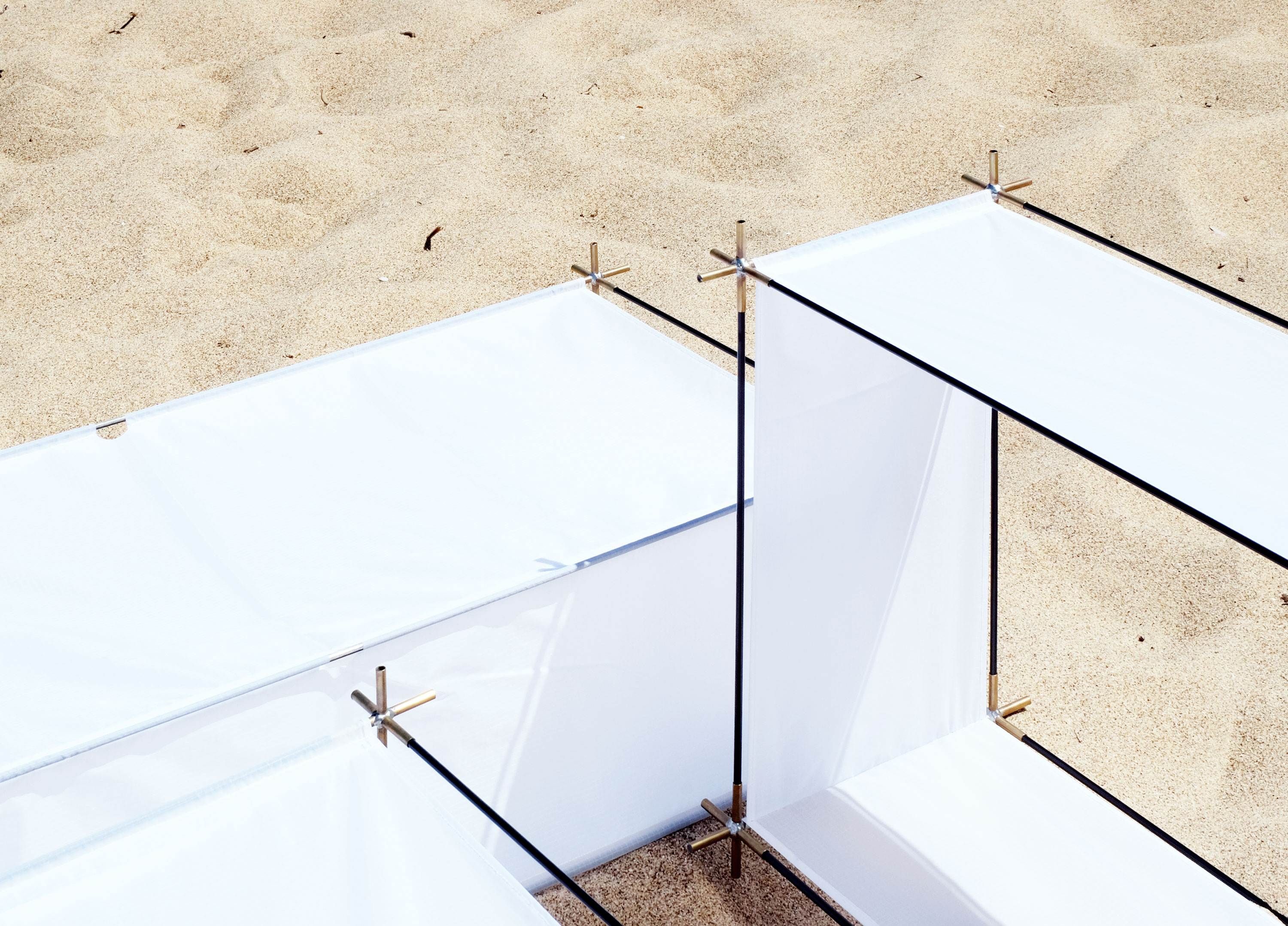 lecreurer_overtheline1